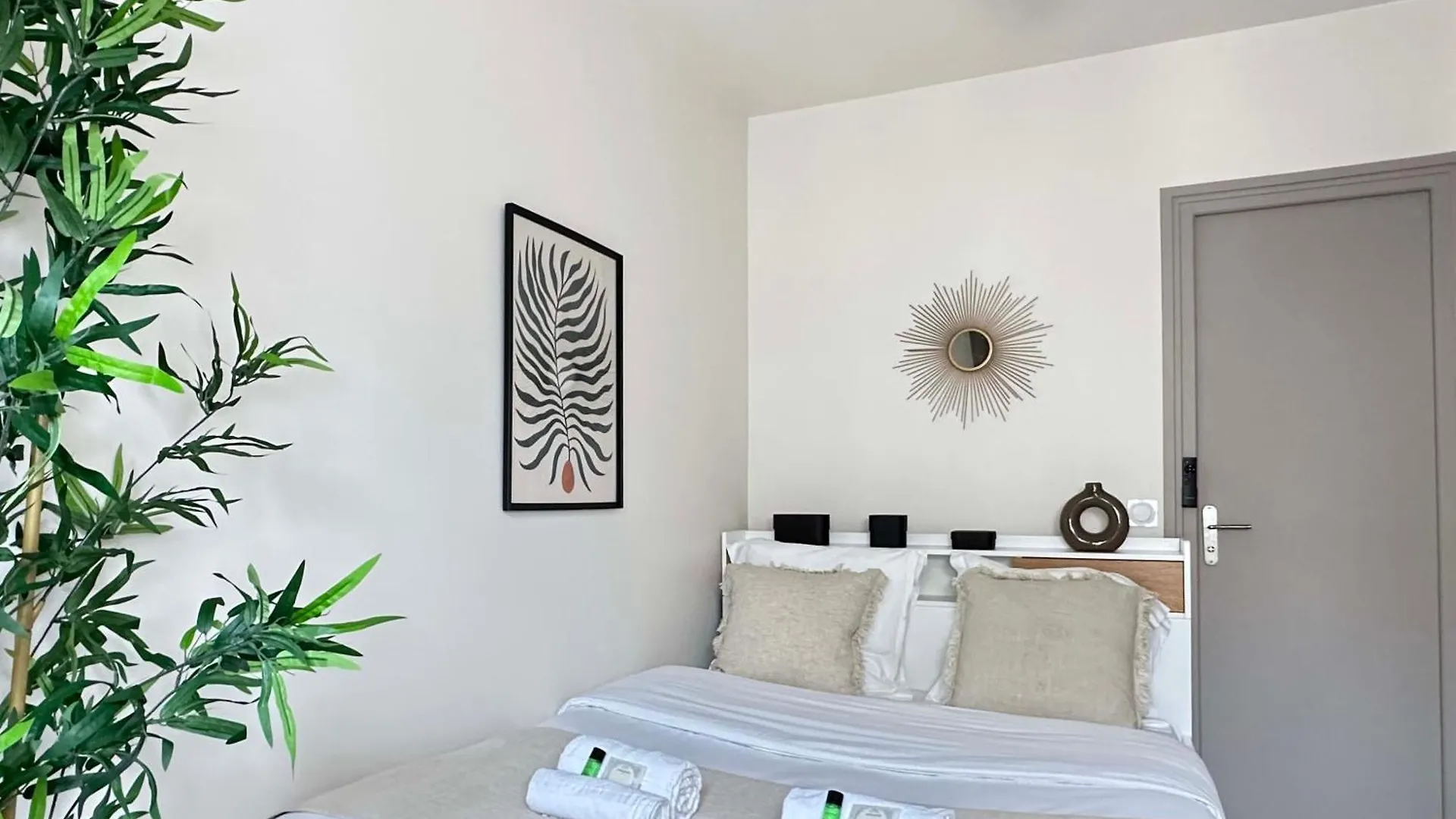 Apartament Welcoming & Cosy Flat Near Republique Paryż